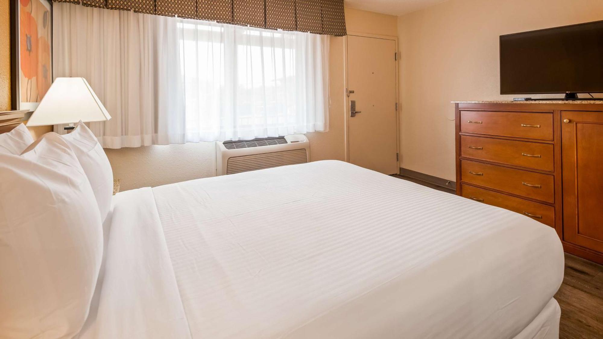 Best Western Golden Key Auburn Exterior foto